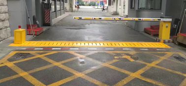 Portable Tyre Spike Barrier Access Control / Parking Lot Spikes A3 Steel